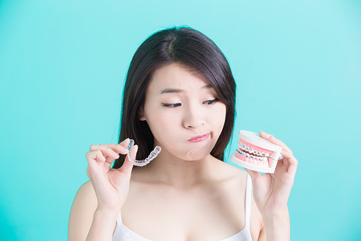 Traditional Braces Vs Invisalign